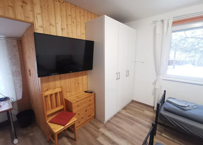 Monteur-haus Grueber Marzan, Hellersdorf, Lichtenberg شقة برلين