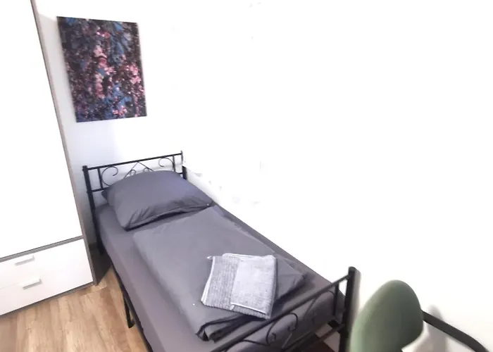 Appartement Monteur-haus Grueber Marzan, Hellersdorf, Lichtenberg *